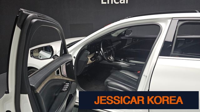 2023 Kia K8 - Thumbnail 7