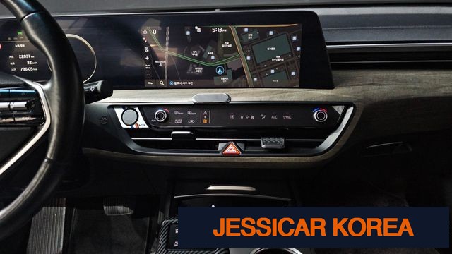 2023 Kia K8 - Thumbnail 15