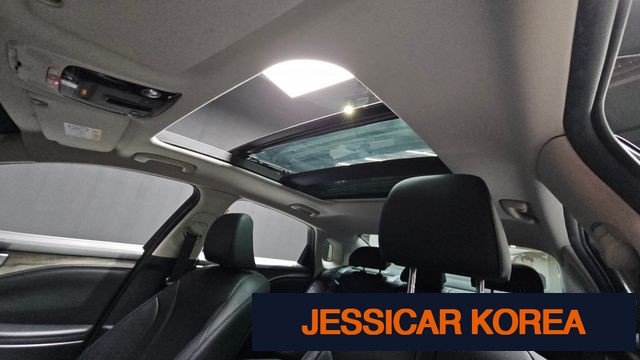 2023 Kia K8 - Thumbnail 16