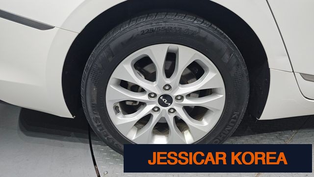 2023 Kia K8 - Thumbnail 20
