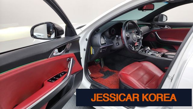 2020 Kia Stinger - Thumbnail 5
