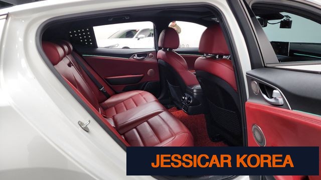 2020 Kia Stinger - Thumbnail 10