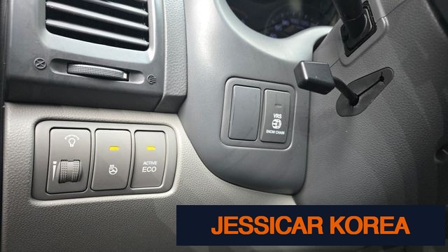 2013 Kia Carnival R - Thumbnail 2