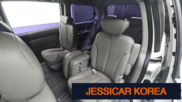 2013 Kia Carnival R - Thumbnail 6