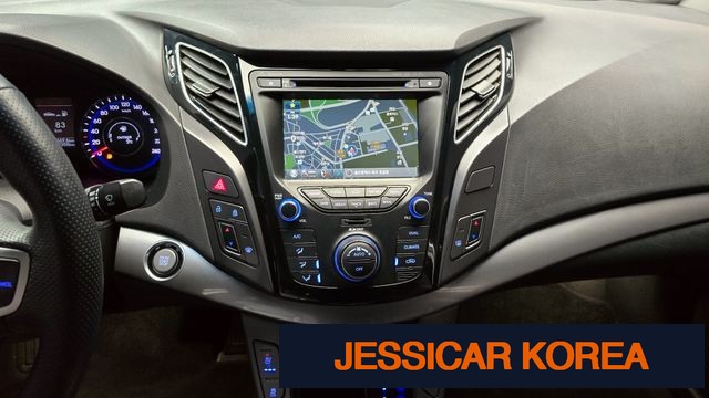 2014 Hyundai i40 saloon - Thumbnail 11