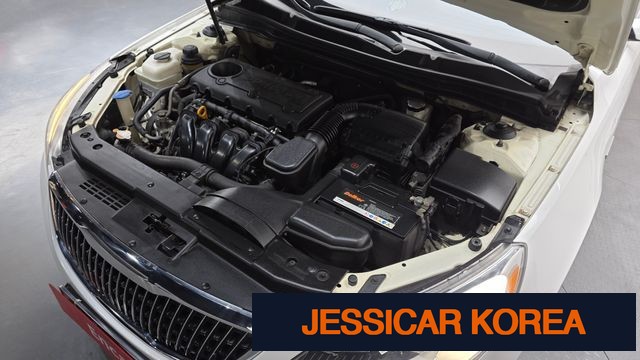 2010 Kia K7 - Thumbnail 4