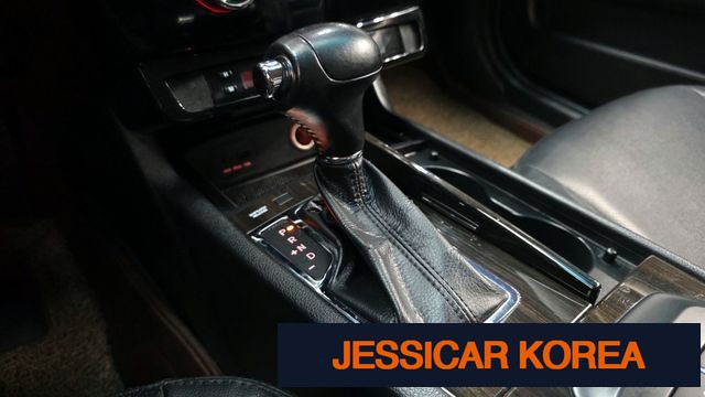 2010 Kia K7 - Thumbnail 11