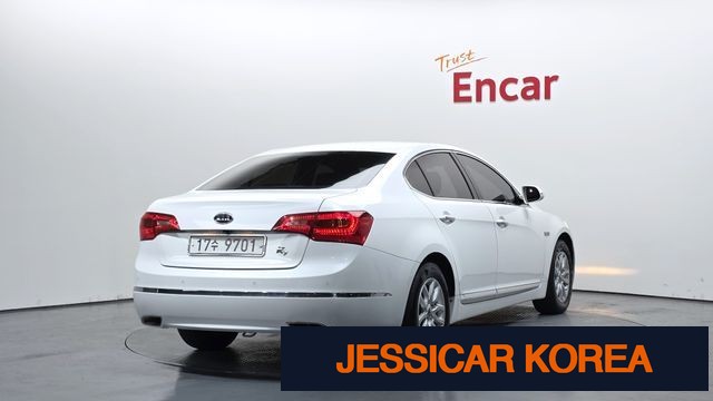 2010 Kia K7 - Thumbnail 16