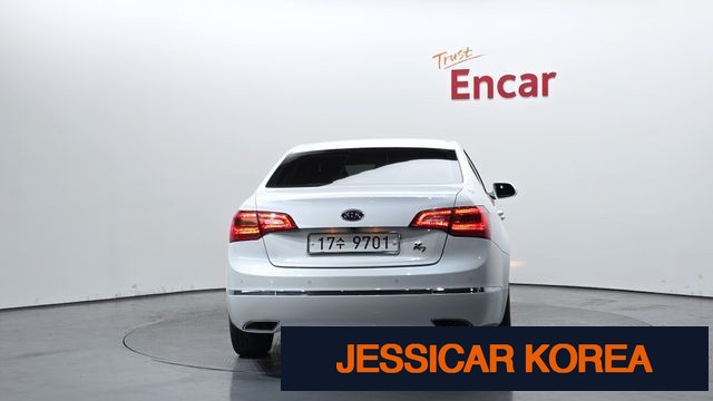 2010 Kia K7 - Thumbnail 17