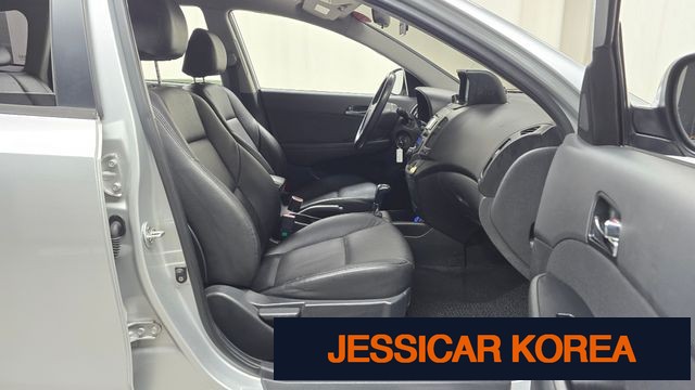 2010 Hyundai i30 cw - Thumbnail 18