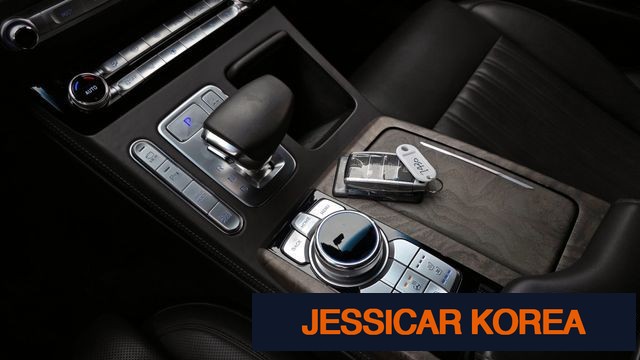 2019 Genesis G90 - Thumbnail 13