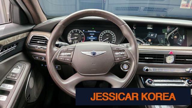 2019 Genesis G90 - Thumbnail 17