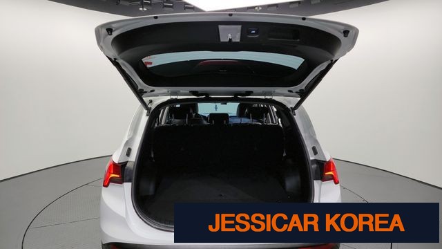 2023 Hyundai The New Santa Fe - Thumbnail 4