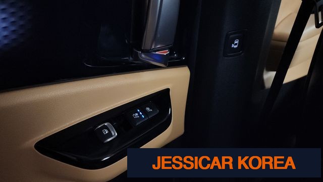 2021 Kia Carnival 4th Gen - Thumbnail 19
