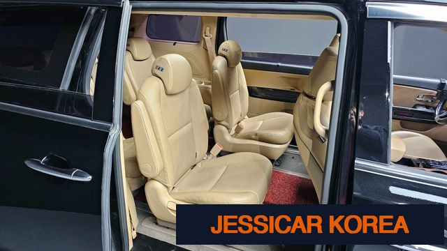 2017 Kia All New Carnival - Thumbnail 17