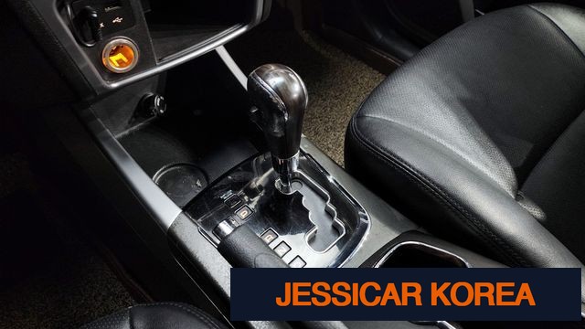 2015 KG Mobility New Korando C - Thumbnail 2