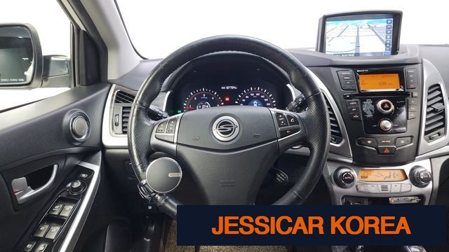 2015 KG Mobility New Korando C - Thumbnail 3