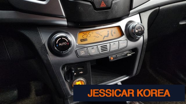 2015 KG Mobility New Korando C - Thumbnail 18