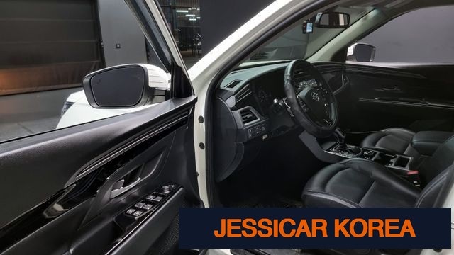2022 KG Mobility Beautiful Korando - Thumbnail 5