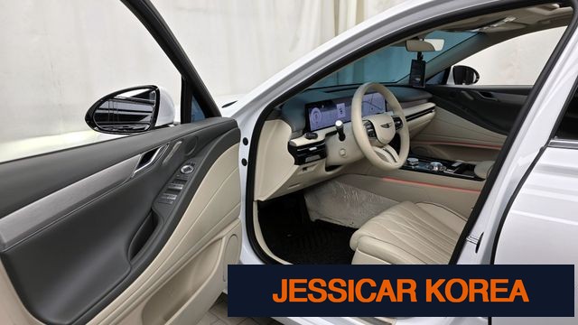 2025 Genesis G80 (RG3) - Thumbnail 7