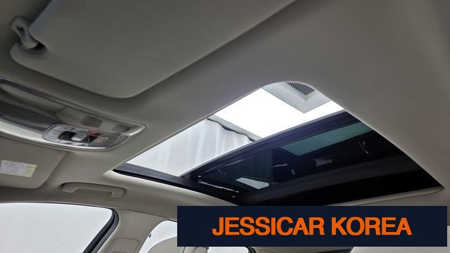 2025 Genesis G80 (RG3) - Thumbnail 10