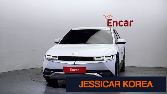 2022 Hyundai Ioniq 5 - Thumbnail 3