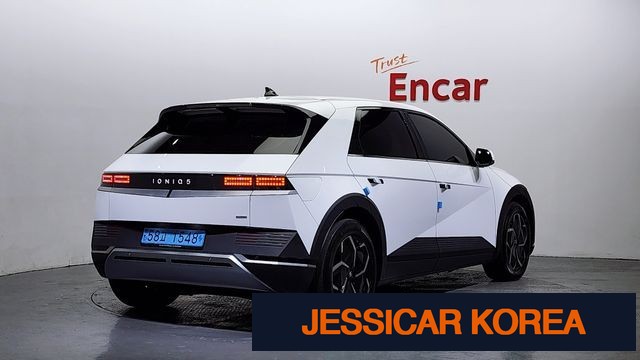 2022 Hyundai Ioniq 5 - Thumbnail 13