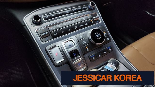 2023 Hyundai The New Santa Fe - Thumbnail 4