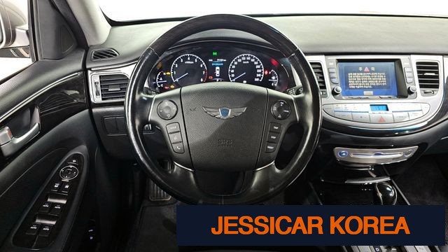 2012 Hyundai Genesis - Thumbnail 13