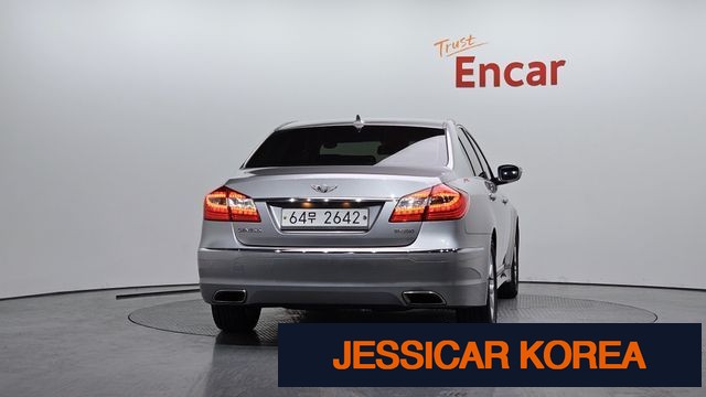 2012 Hyundai Genesis - Thumbnail 17
