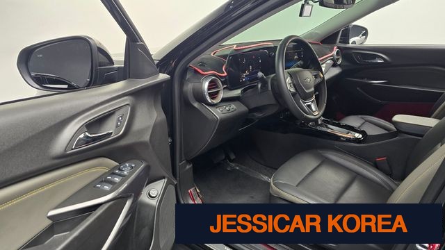 2025 Chevrolet Trax Crossover - Thumbnail 16