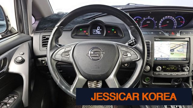 2018 KG Mobility Korando Turismo - Thumbnail 17