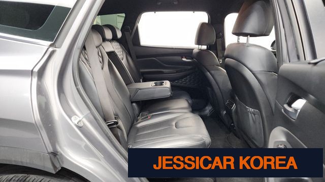 2021 Hyundai The New Santa Fe - Thumbnail 11