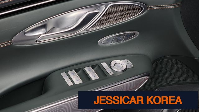 2022 Genesis GV70 - Thumbnail 4