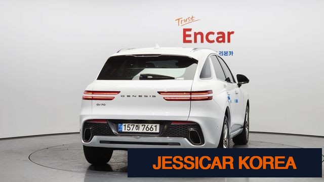 2022 Genesis GV70 - Thumbnail 6