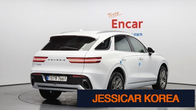 2022 Genesis GV70 - Thumbnail 13