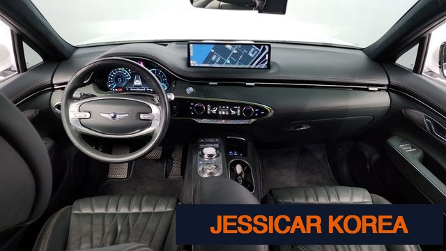 2022 Genesis GV70 - Thumbnail 16