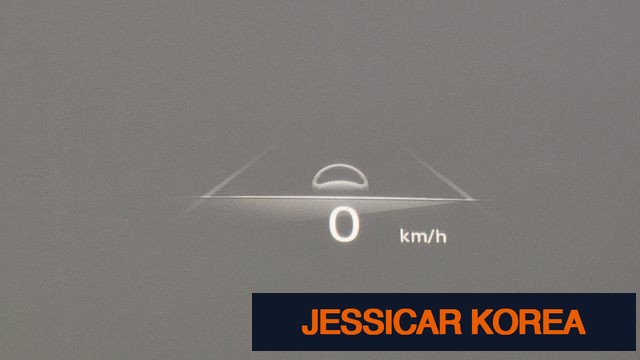 2022 Genesis GV70 - Thumbnail 20
