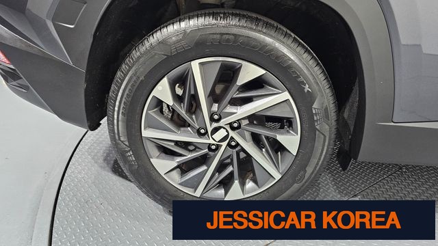 2022 Hyundai Tucson (NX4) - Thumbnail 9