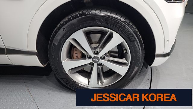 2022 Genesis GV80 - Thumbnail 2