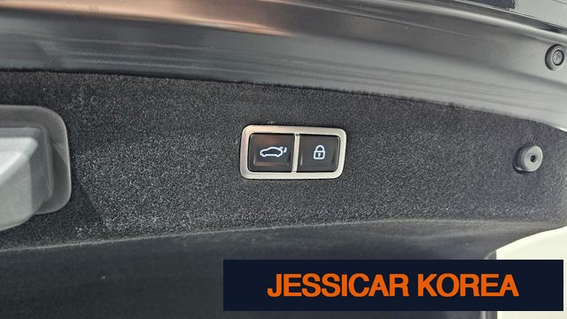 2024 Genesis G90 (RS4) - Thumbnail 16