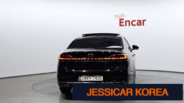 2021 Kia K7 Premier - Thumbnail 2