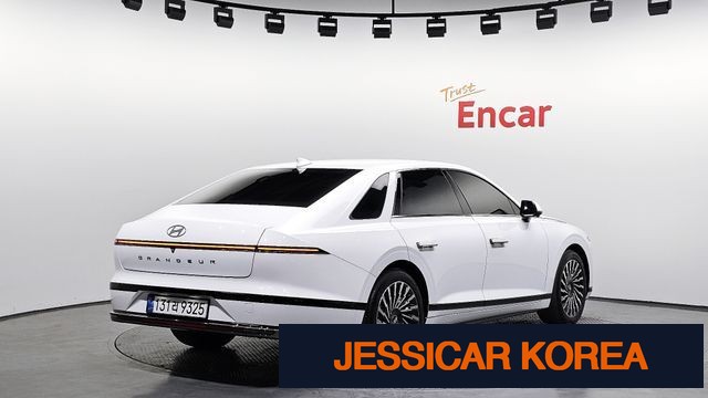 2023 Hyundai Grandeur (GN7) - Thumbnail 2