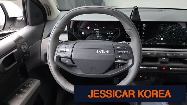 2026 Kia EV3 - Thumbnail 8
