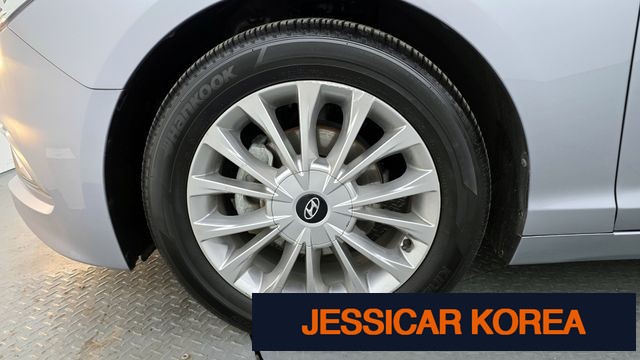 2017 Hyundai LF Sonata - Thumbnail 17
