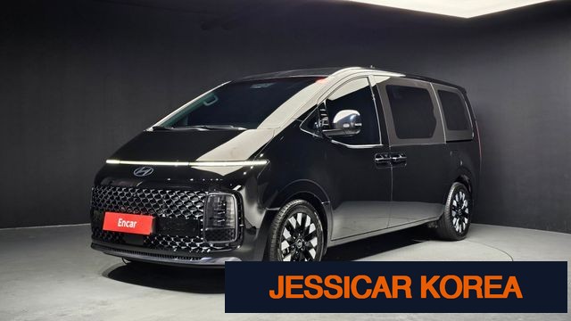 2025 Hyundai Staria - Thumbnail 3