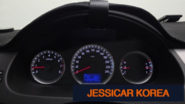 2008 Hyundai NF Sonata Transform - Thumbnail 9