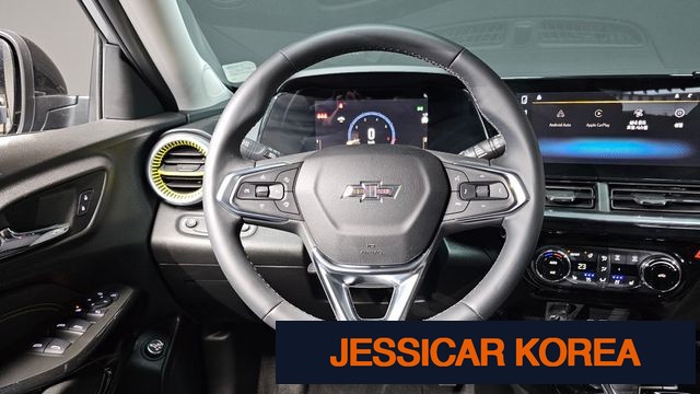 2025 Chevrolet Trax Crossover - Thumbnail 12