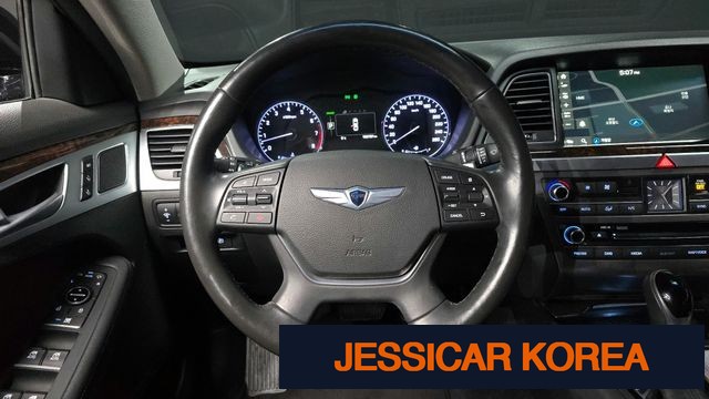2016 Hyundai Genesis DH - Thumbnail 10