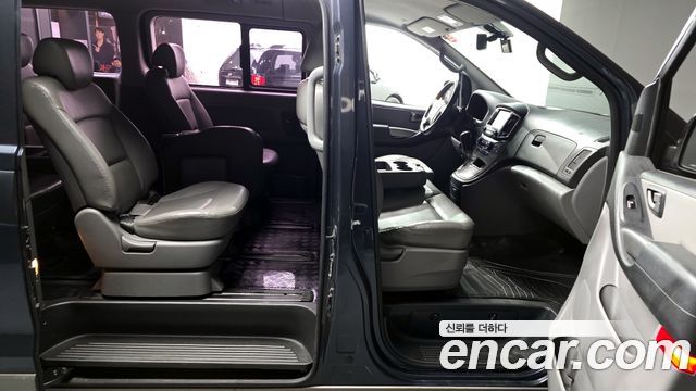 2017 Hyundai 그랜드 스타렉스 - Thumbnail 10